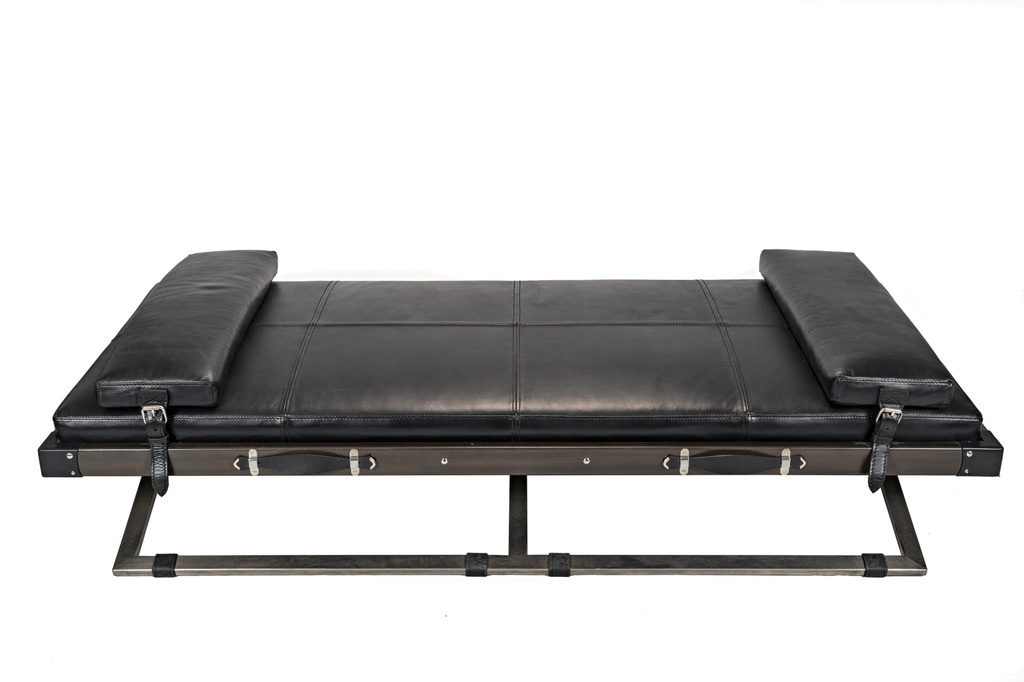 Carriage Bed