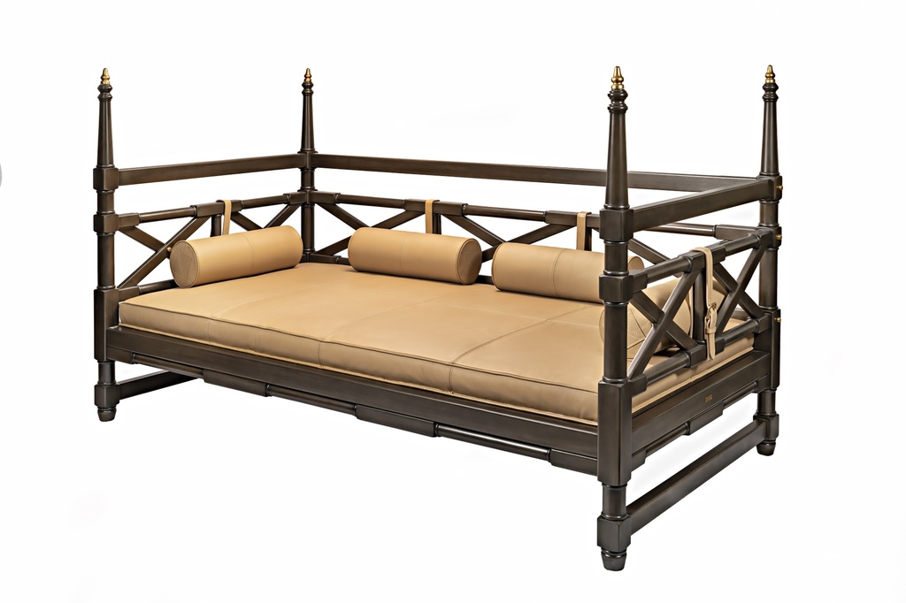 Serendeti Day Bed